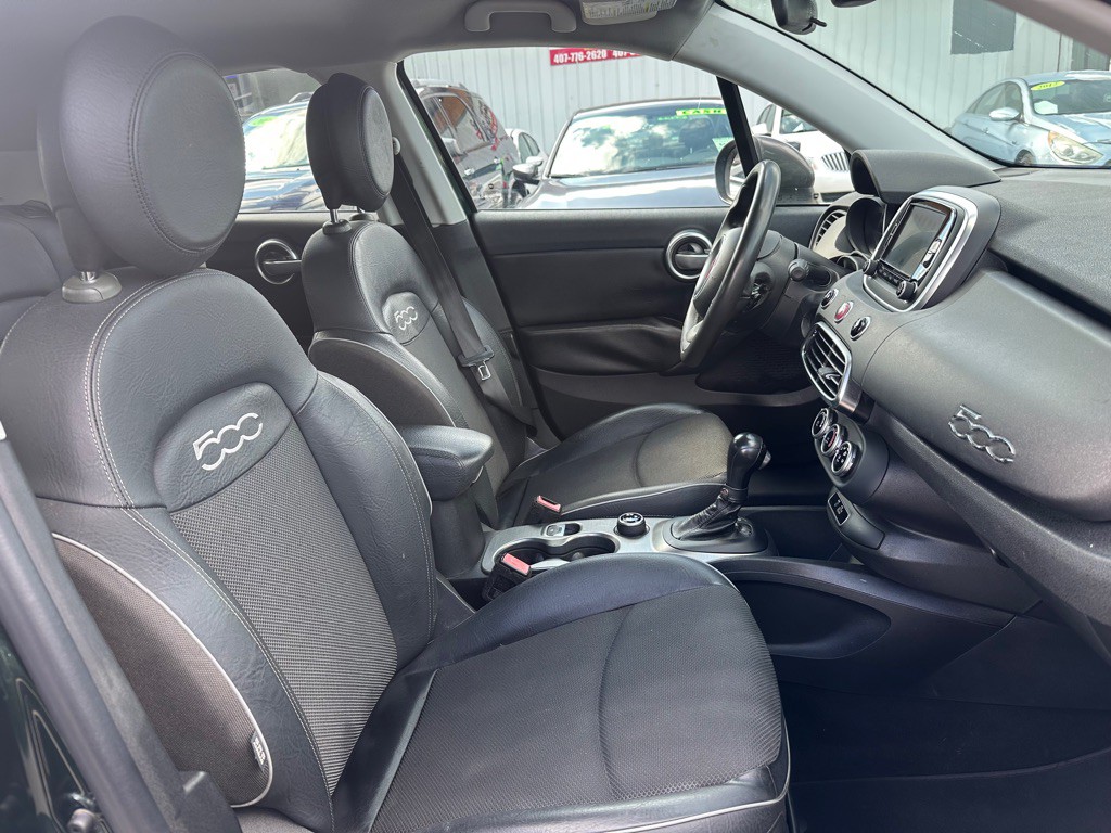 2016 FIAT 500 Image 13