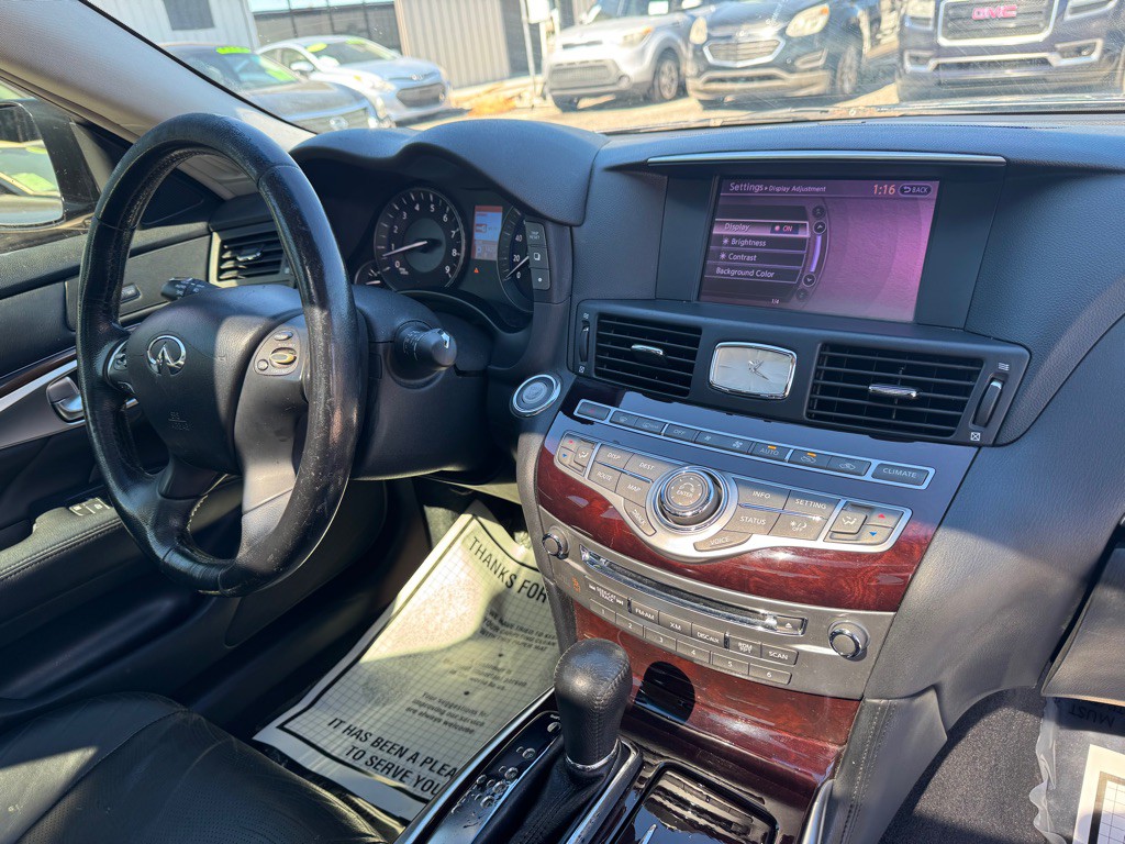 2013 INFINITI M37 Image 13
