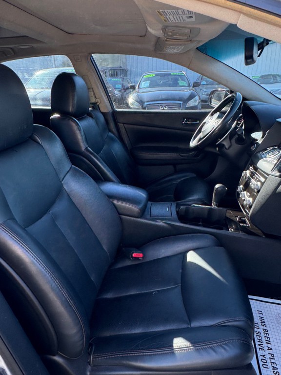 2014 Nissan Maxima Image 9