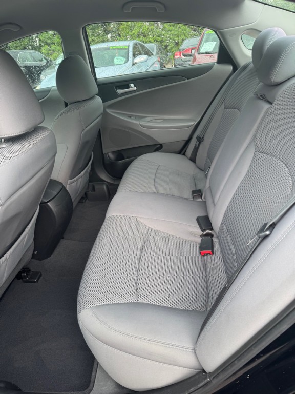 2011 Hyundai Sonata Image 10