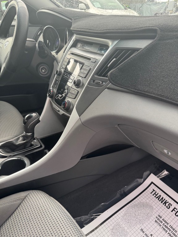 2011 Hyundai Sonata Image 13