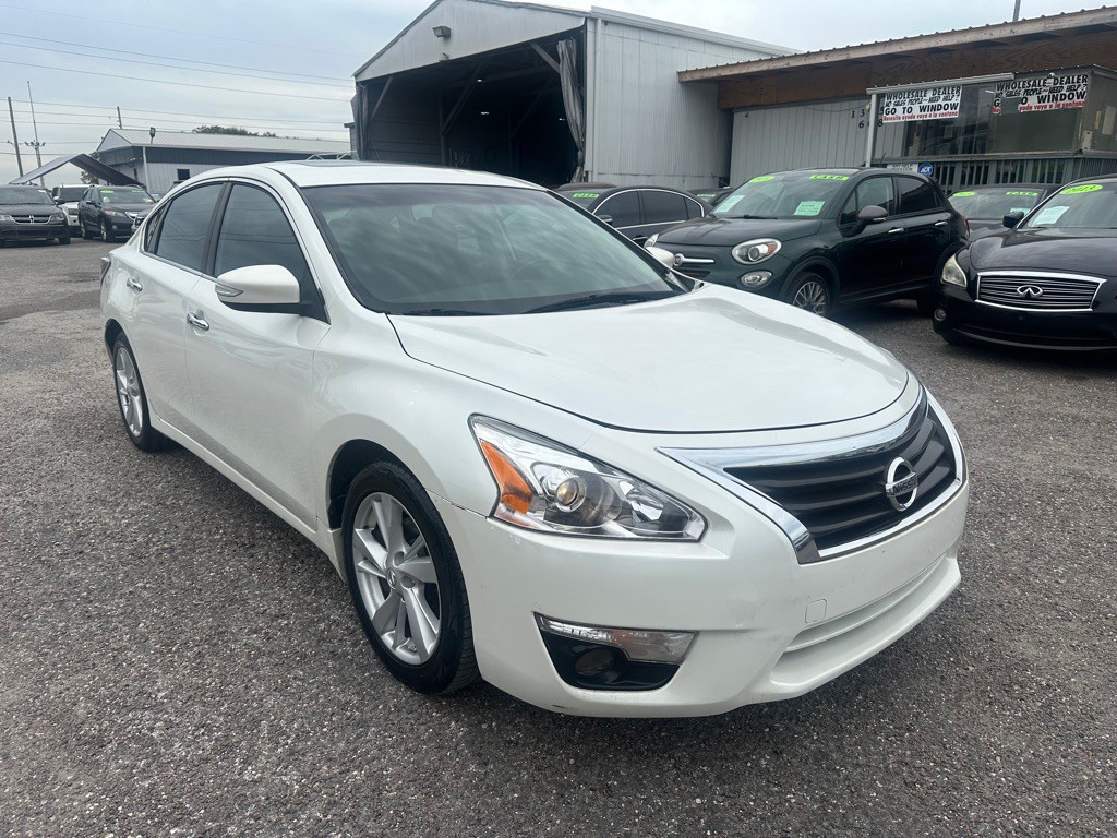 2014 Nissan Altima Image 1