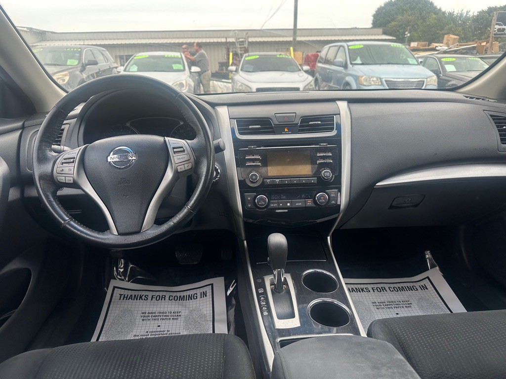 2014 Nissan Altima Image 9