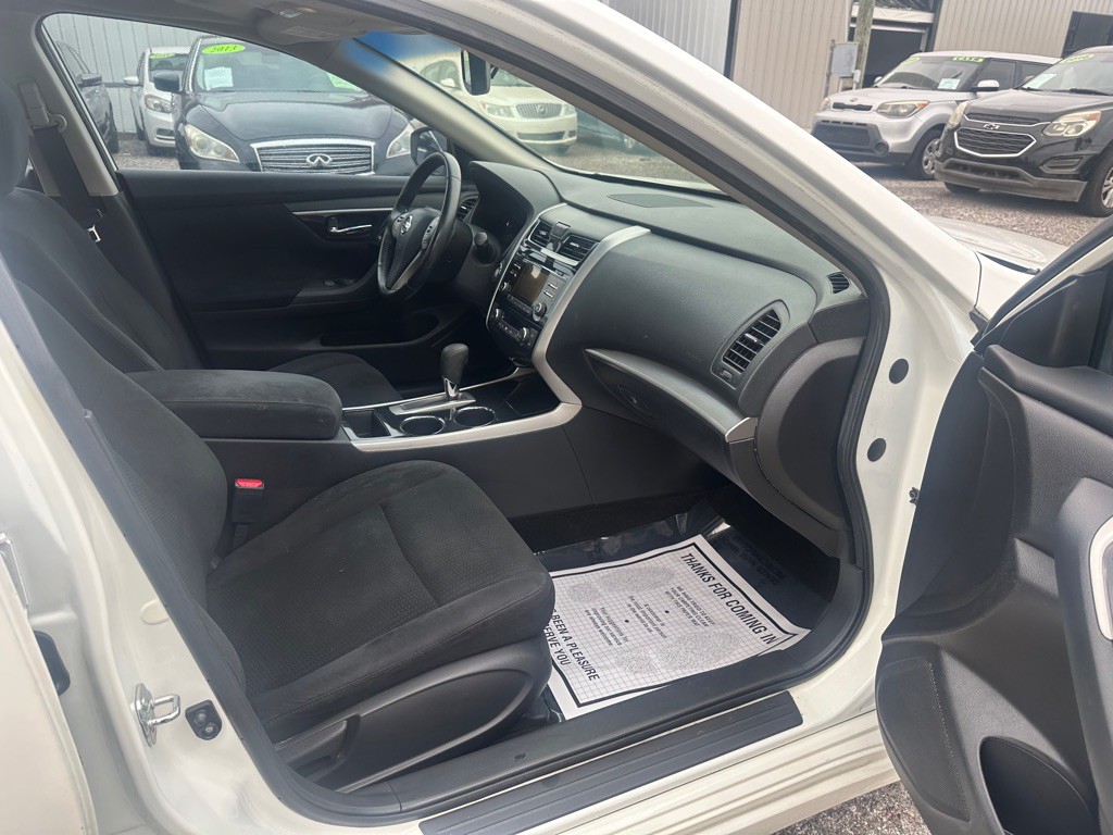 2014 Nissan Altima Image 12
