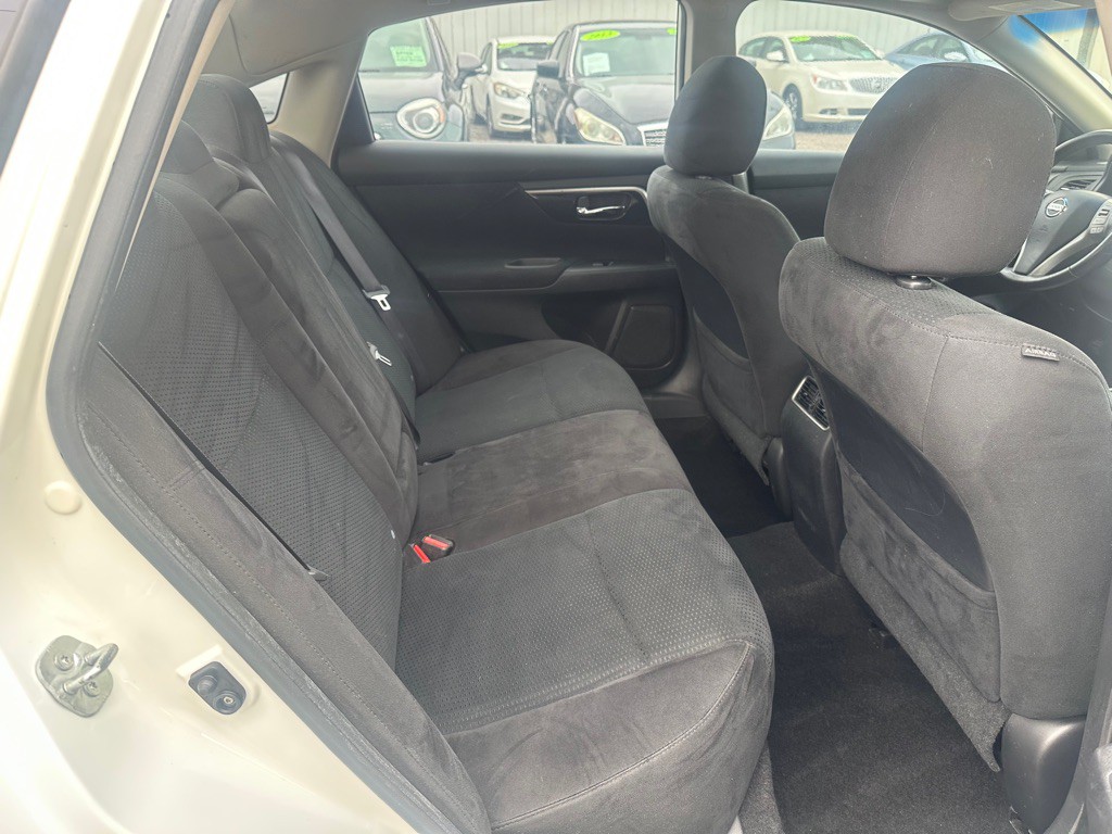 2014 Nissan Altima Image 14
