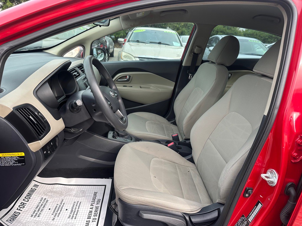 2014 Kia Rio Image 10