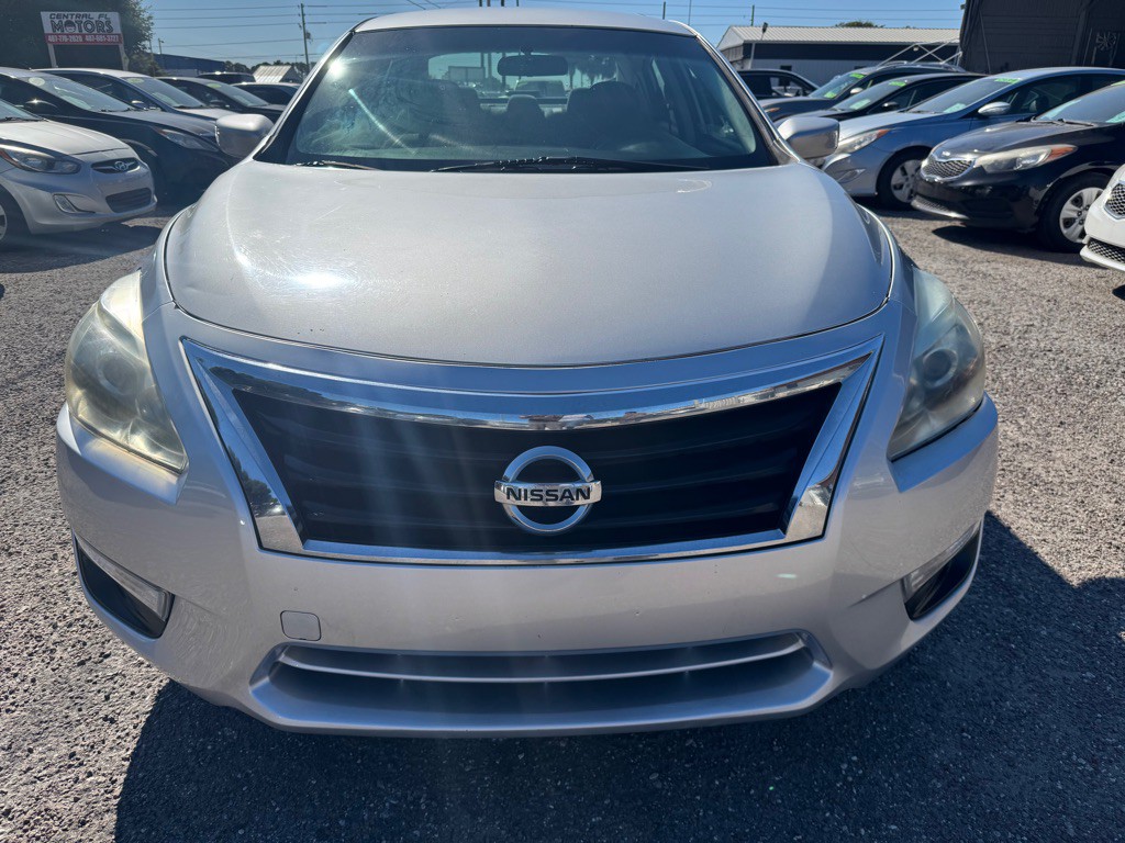 2015 Nissan Altima Image 3
