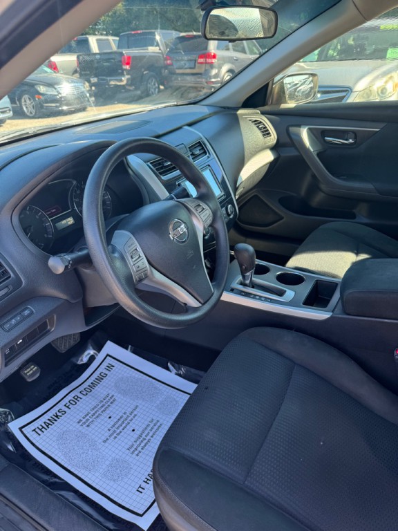 2015 Nissan Altima Image 5