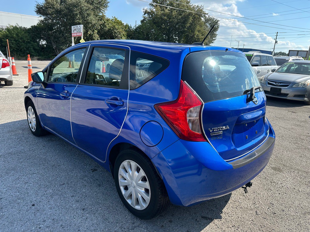 2016 Nissan Versa Image 4