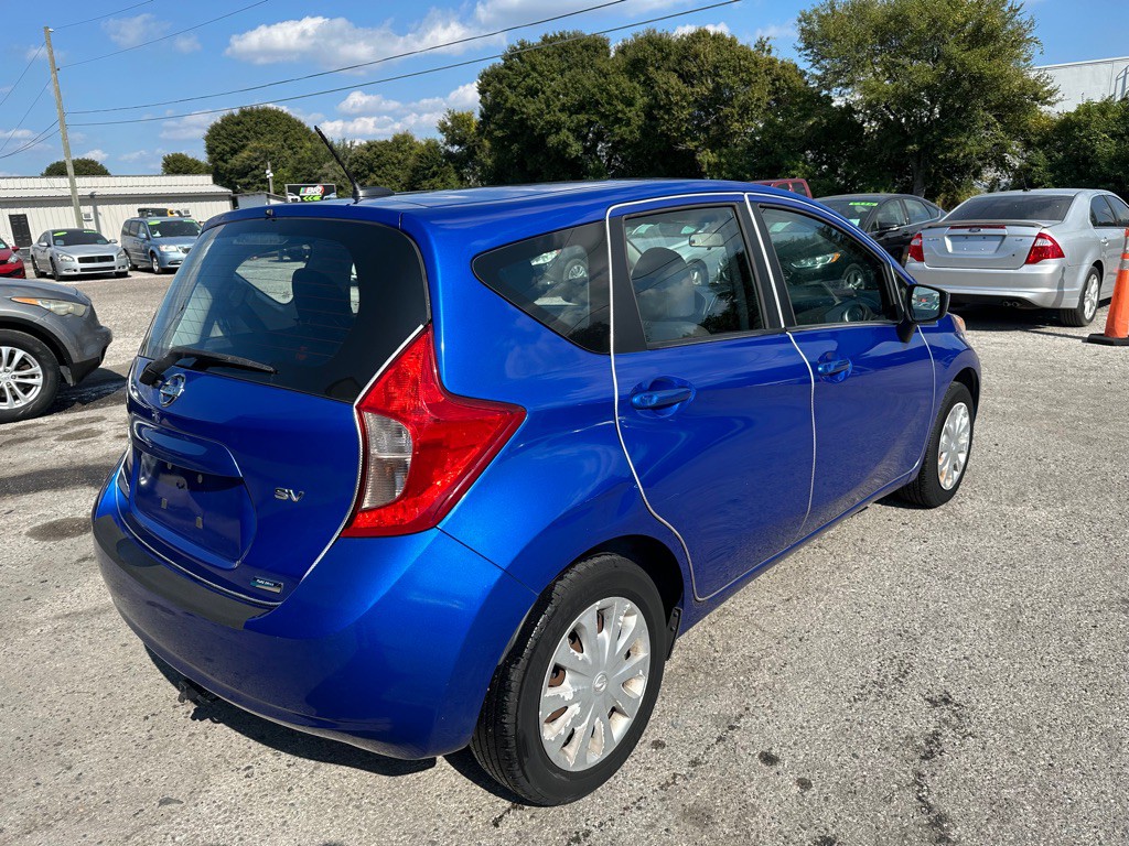 2016 Nissan Versa Image 6