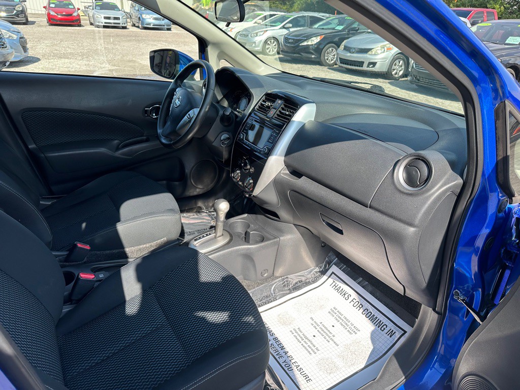 2016 Nissan Versa Image 12