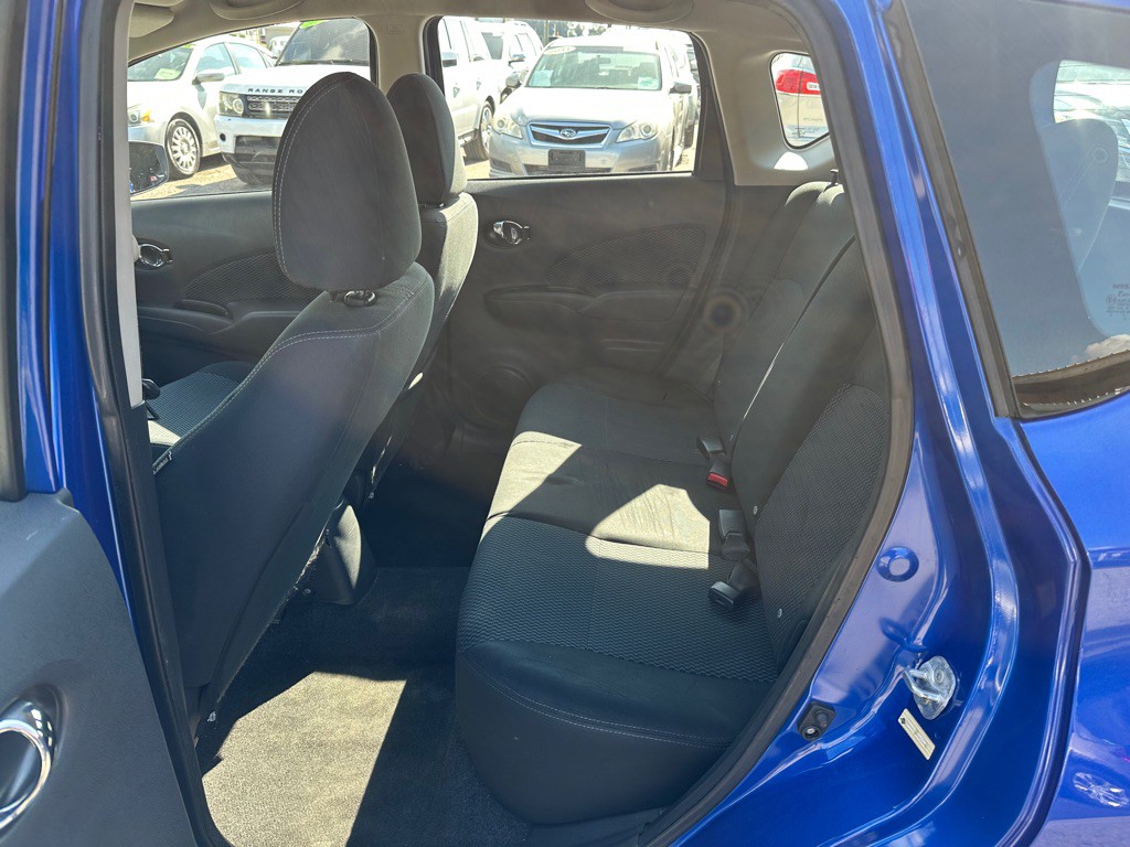 2016 Nissan Versa Image 15