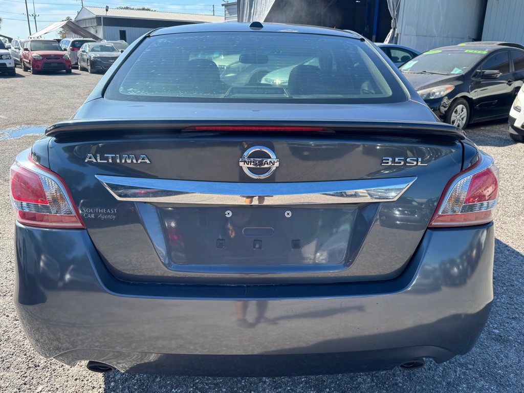 2013 Nissan Altima Image 4