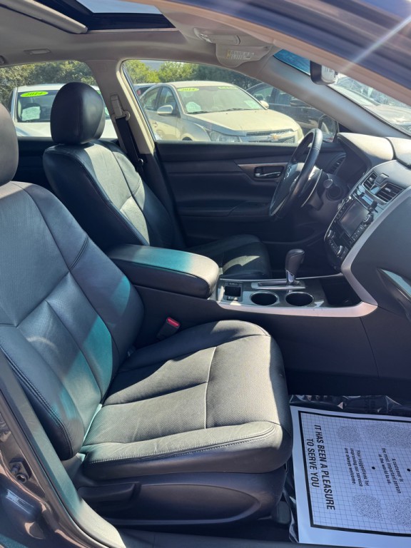 2013 Nissan Altima Image 9