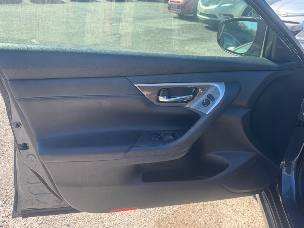 2013 Nissan Altima Image 14