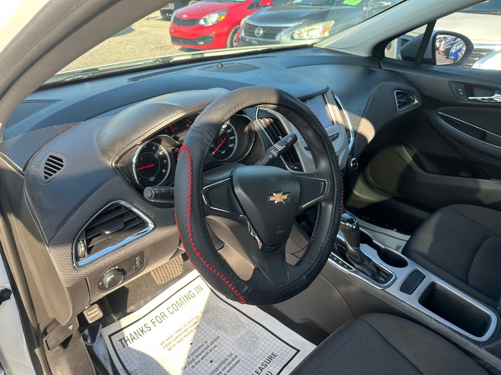 2016 Chevrolet Cruze Image 6