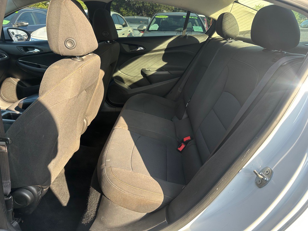 2016 Chevrolet Cruze Image 14