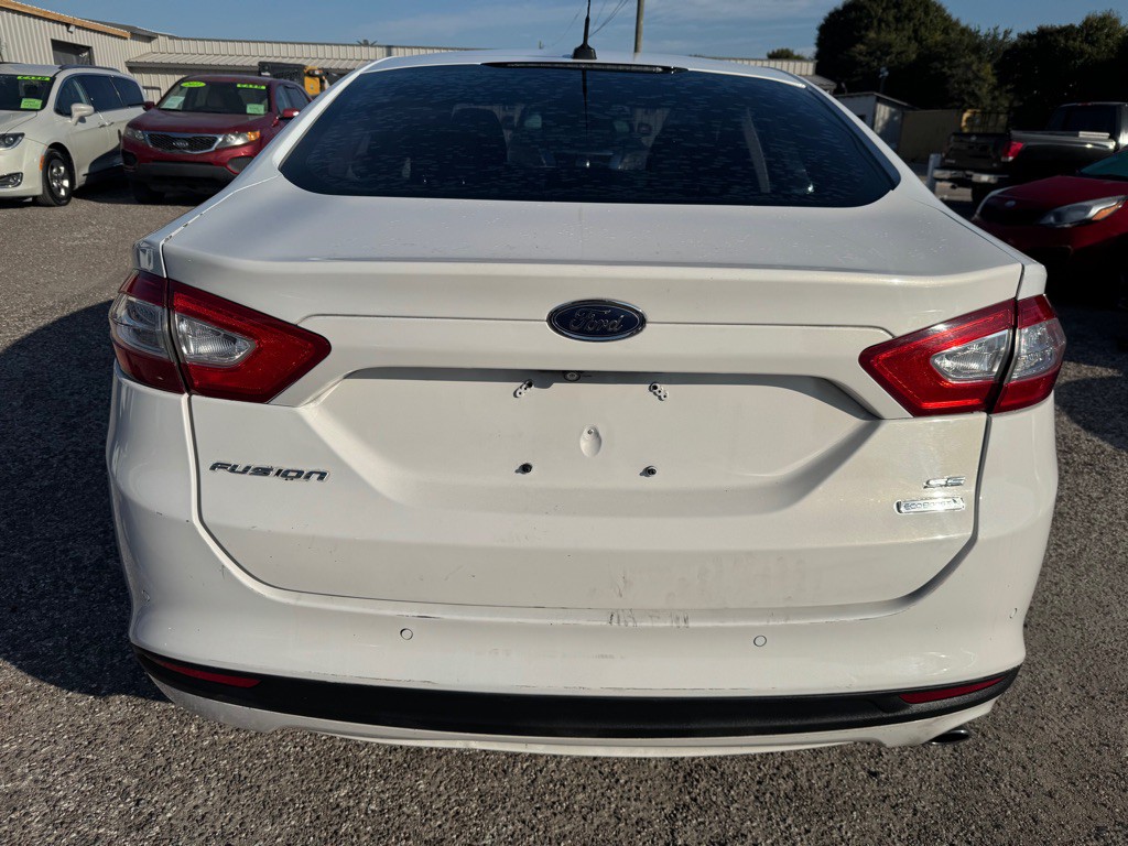 2016 Ford Fusion Image 4