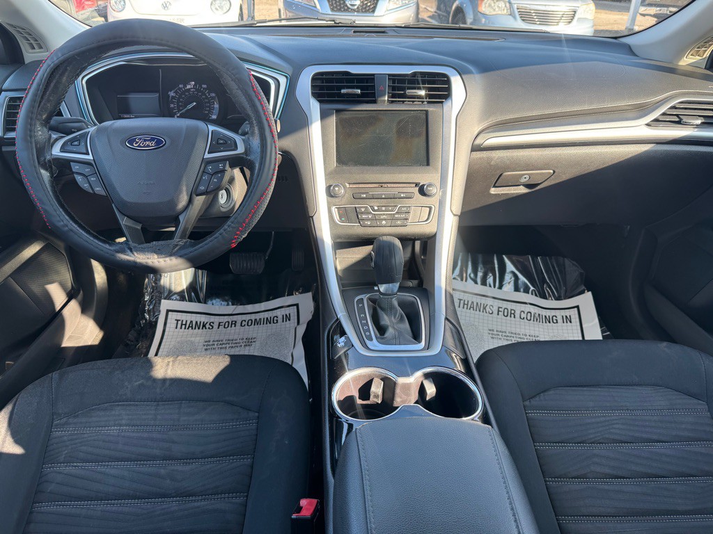 2016 Ford Fusion Image 10