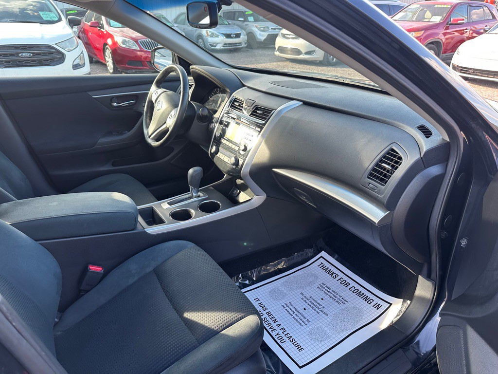 2015 Nissan Altima Image 12