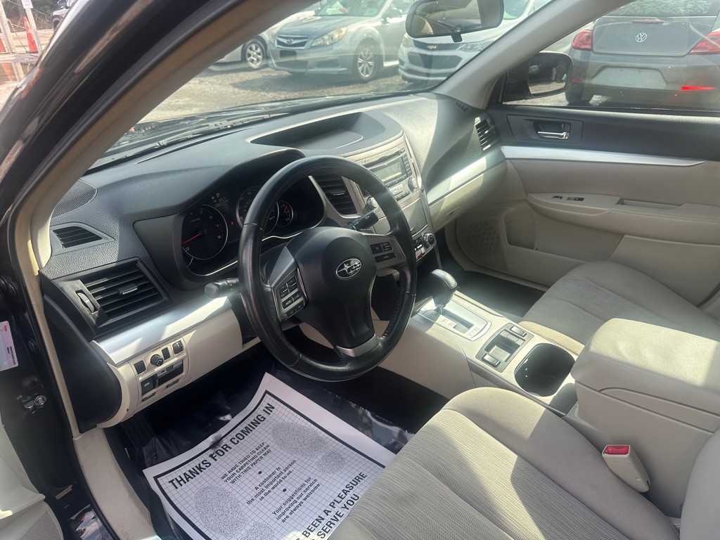 2013 Subaru Legacy Image 7