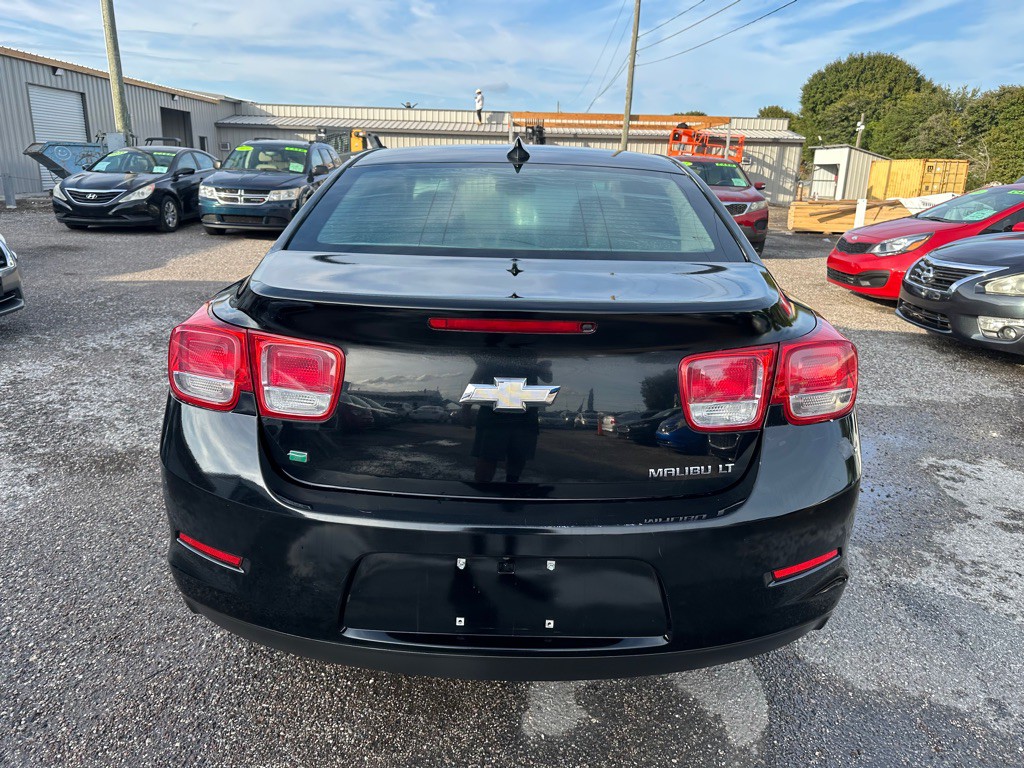 2016 Chevrolet Malibu Image 5