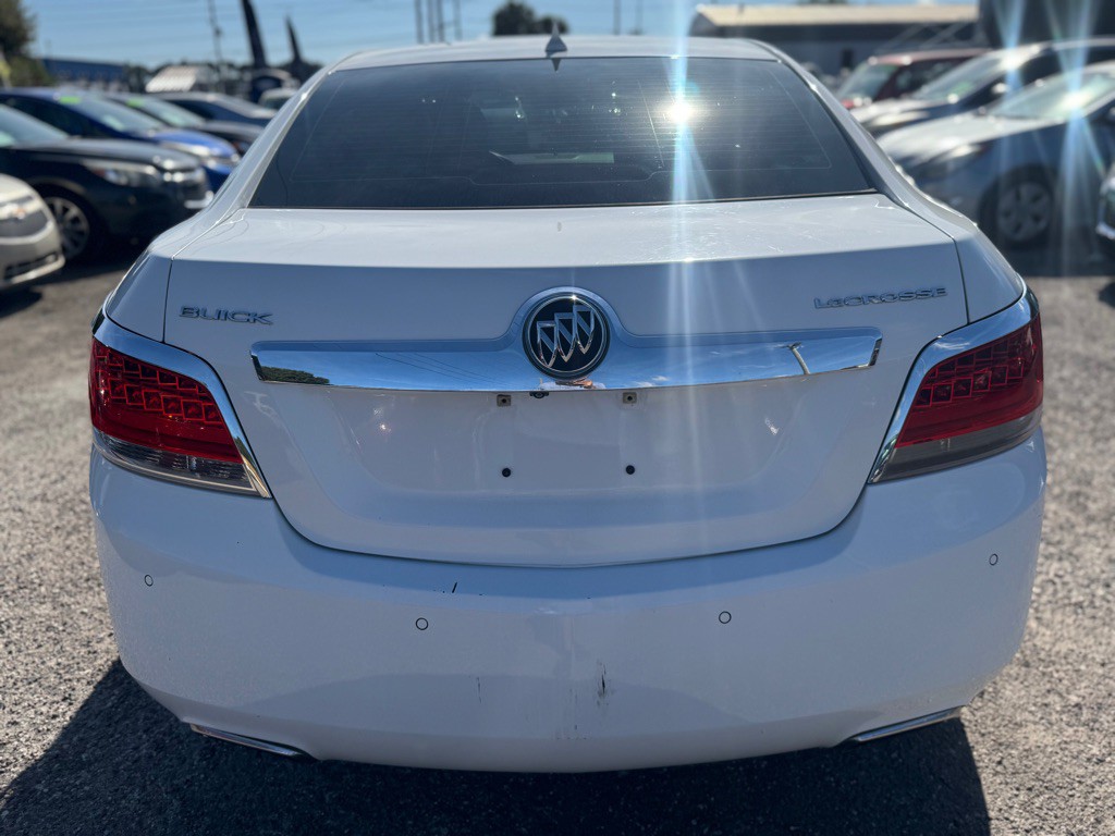 2013 Buick Lacrosse Image 4