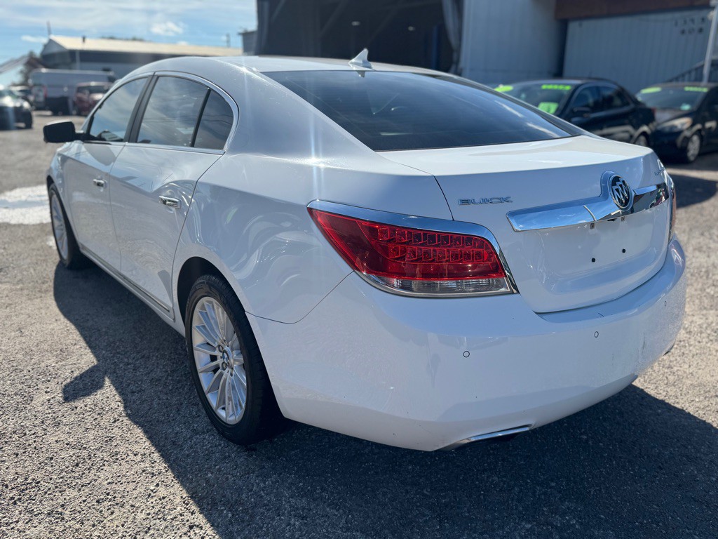 2013 Buick Lacrosse Image 6