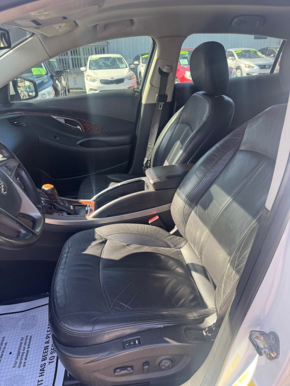 2013 Buick Lacrosse Image 7