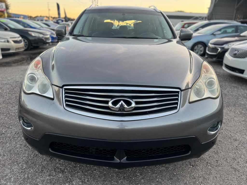 2011 INFINITI EX35 Image 2