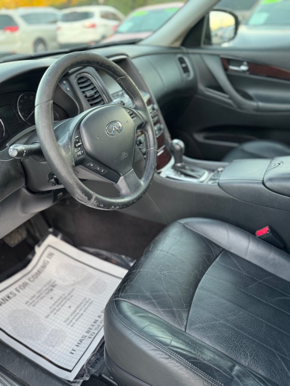 2011 INFINITI EX35 Image 8