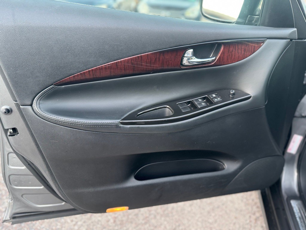 2011 INFINITI EX35 Image 14