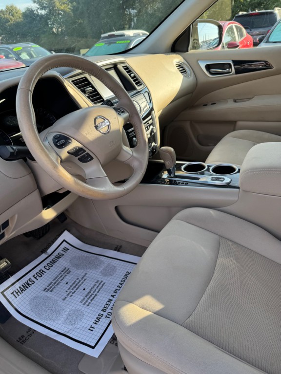 2014 Nissan Pathfinder Image 8