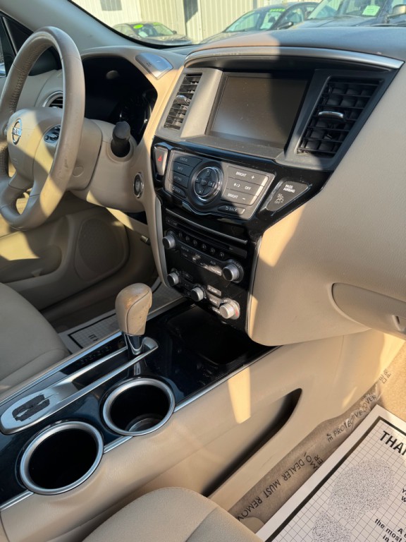 2014 Nissan Pathfinder Image 14