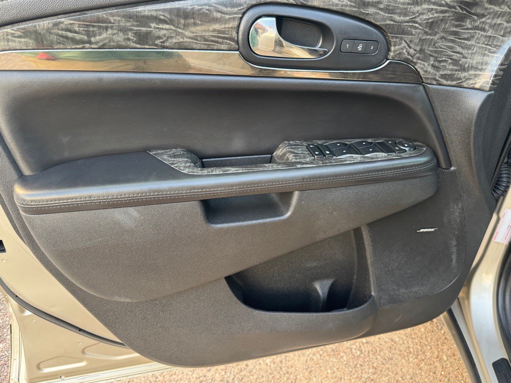 2014 Buick Enclave Image 14