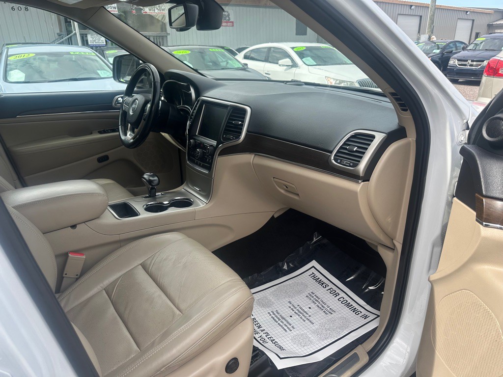 2015 Jeep Grand Cherokee Image 12