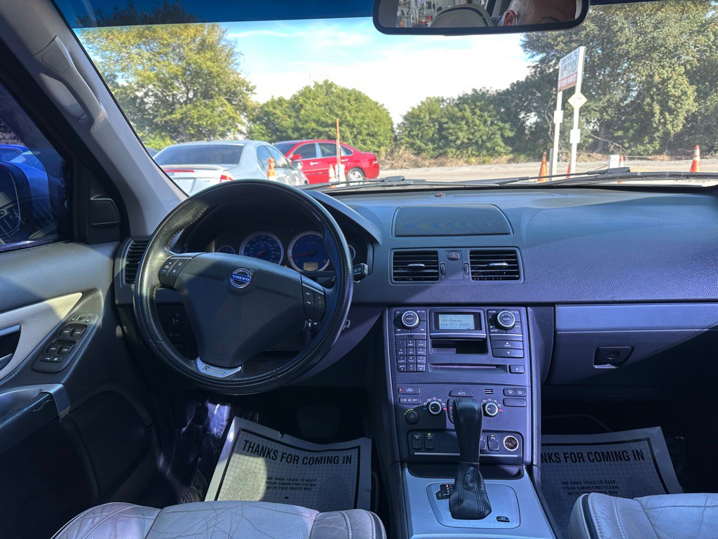 2013 Volvo XC90 Image 9