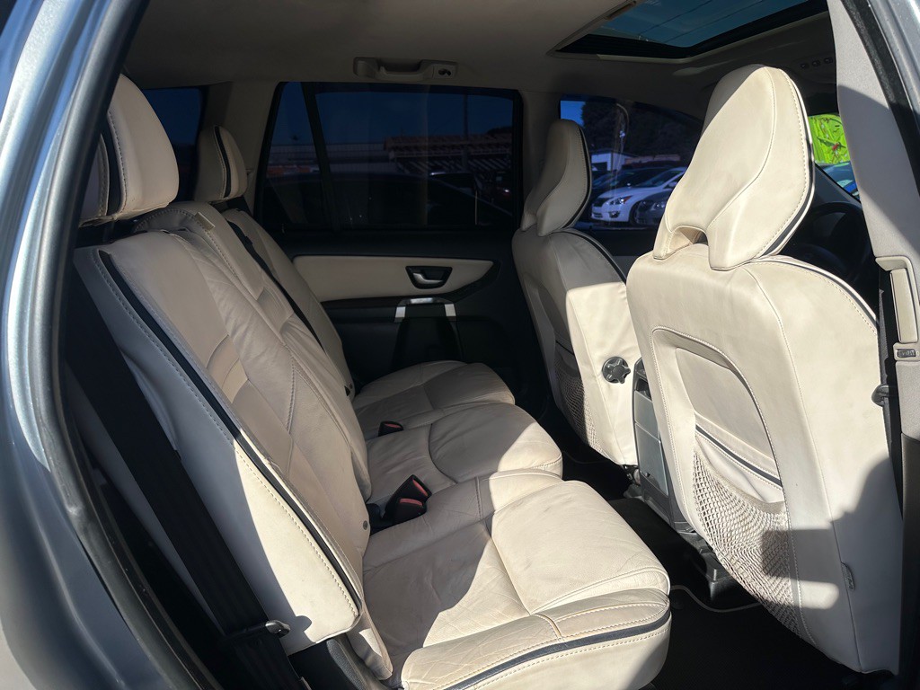 2013 Volvo XC90 Image 14