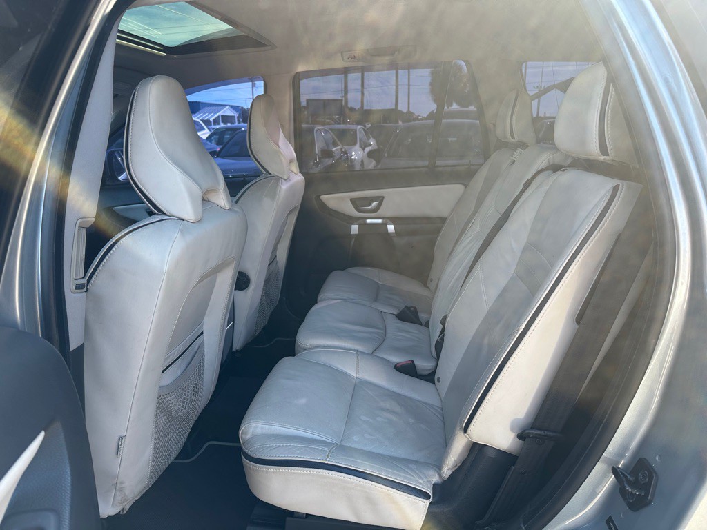 2013 Volvo XC90 Image 15