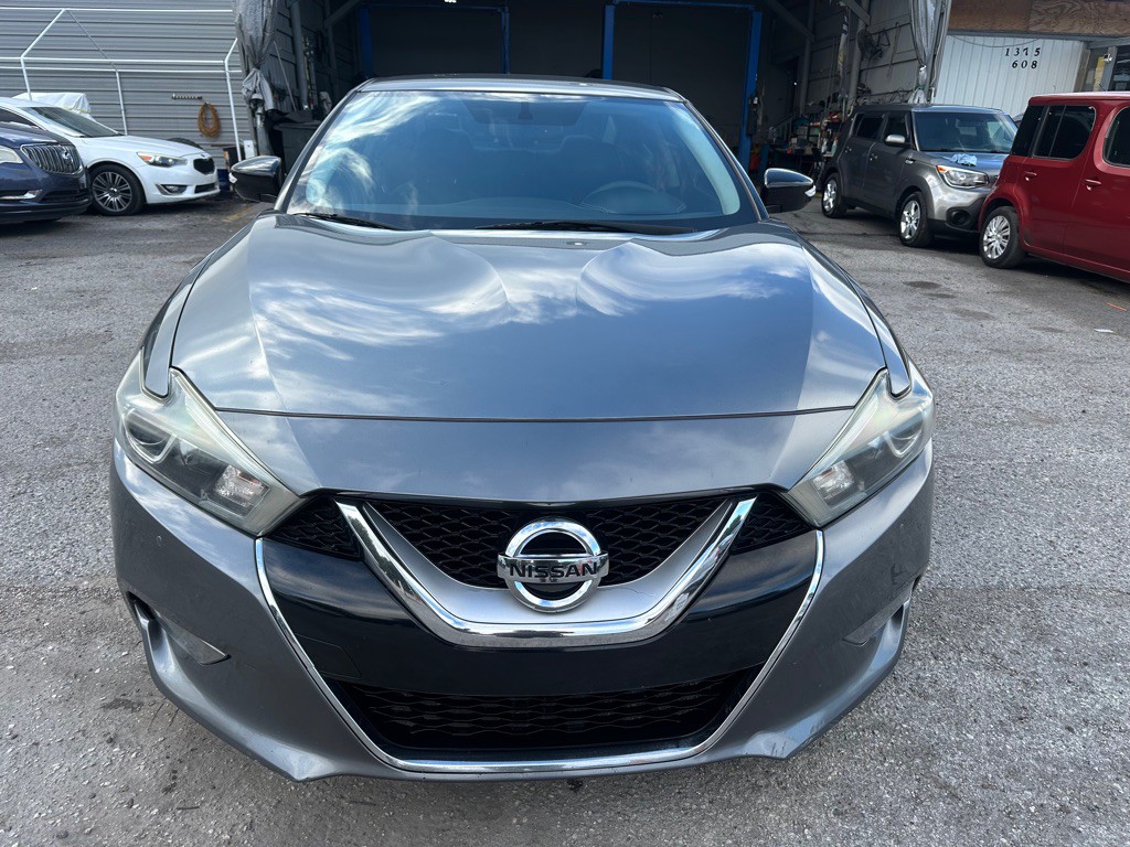 2016 Nissan Maxima Image 2