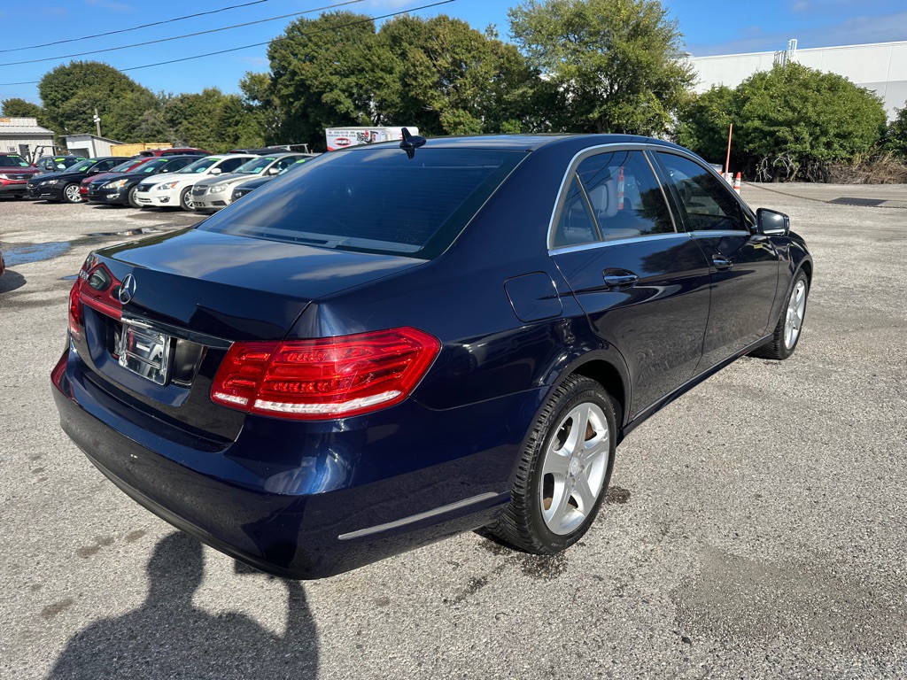 2014 Mercedes-Benz E-Class Image 6
