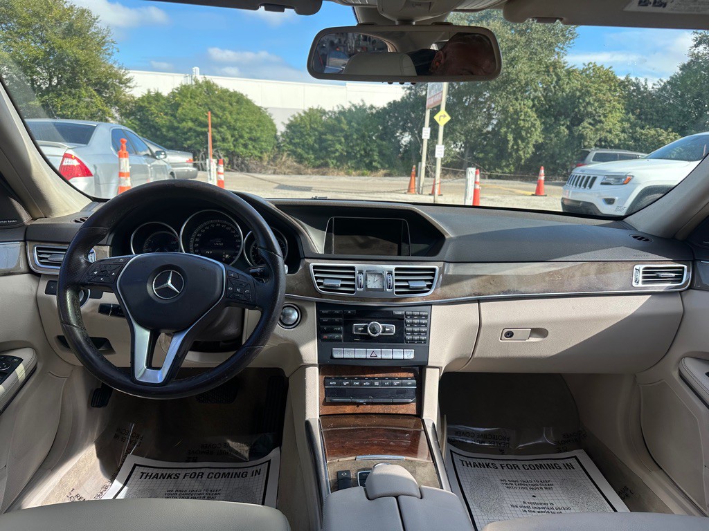 2014 Mercedes-Benz E-Class Image 9