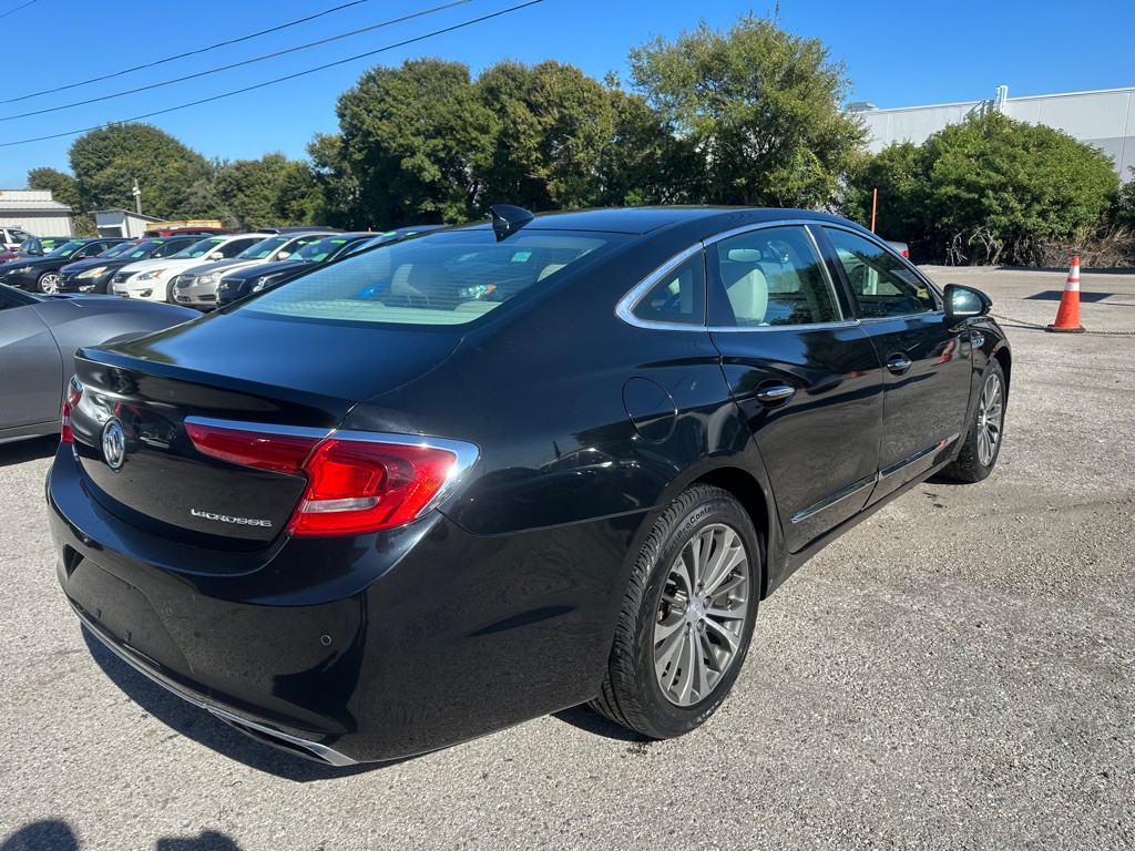 2017 Buick Lacrosse Image 6