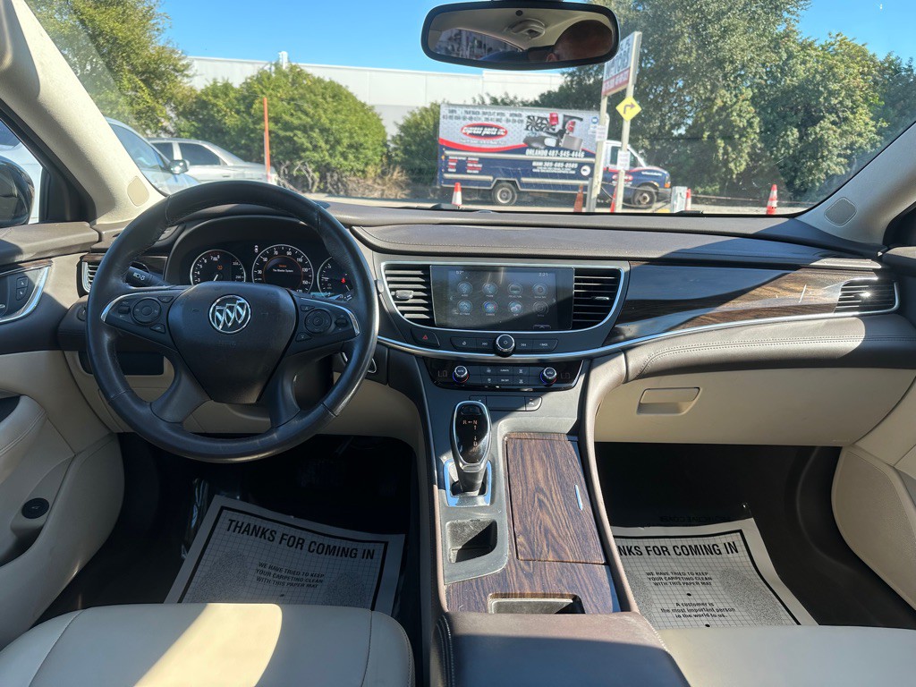 2017 Buick Lacrosse Image 9