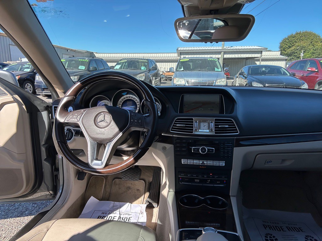 2014 Mercedes-Benz E-Class Image 11