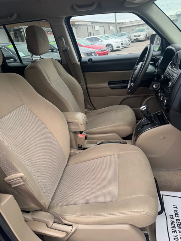 2014 Jeep Patriot Image 9