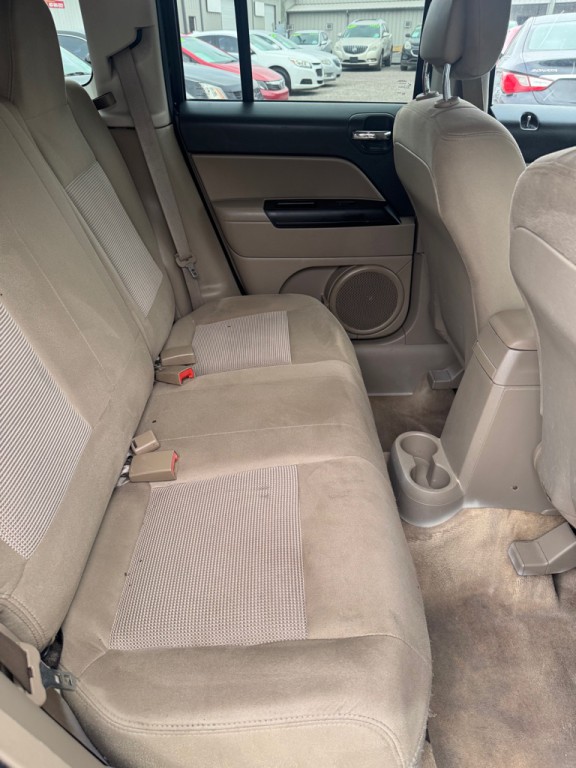 2014 Jeep Patriot Image 11