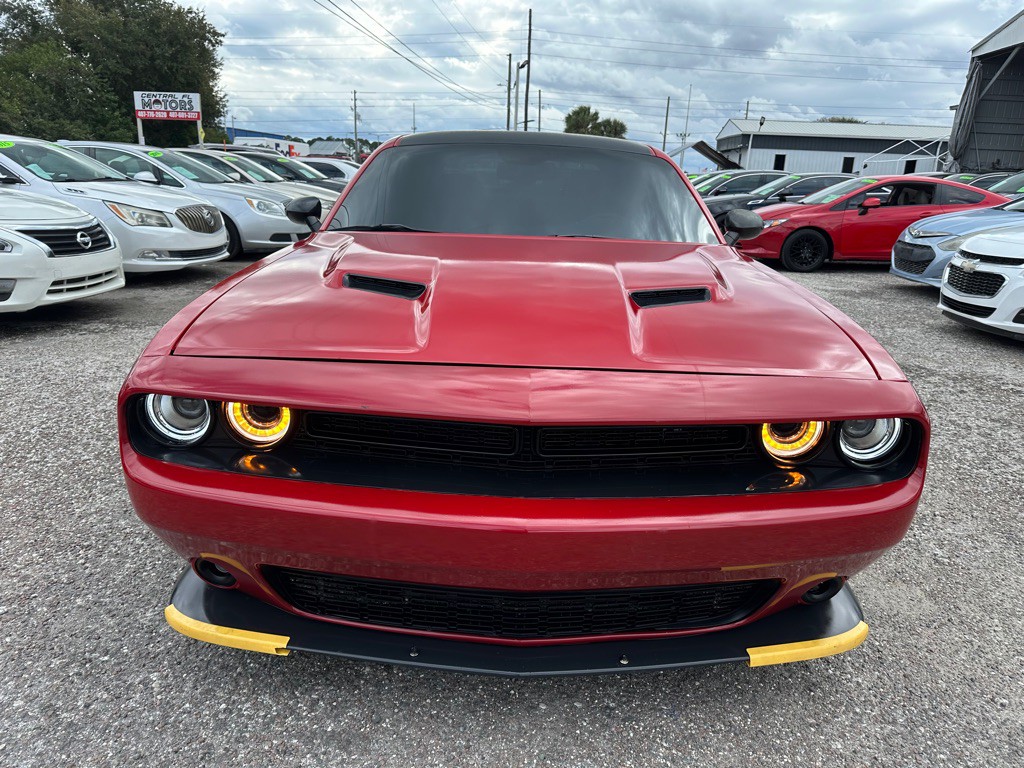 2015 Dodge Challenger Image 2