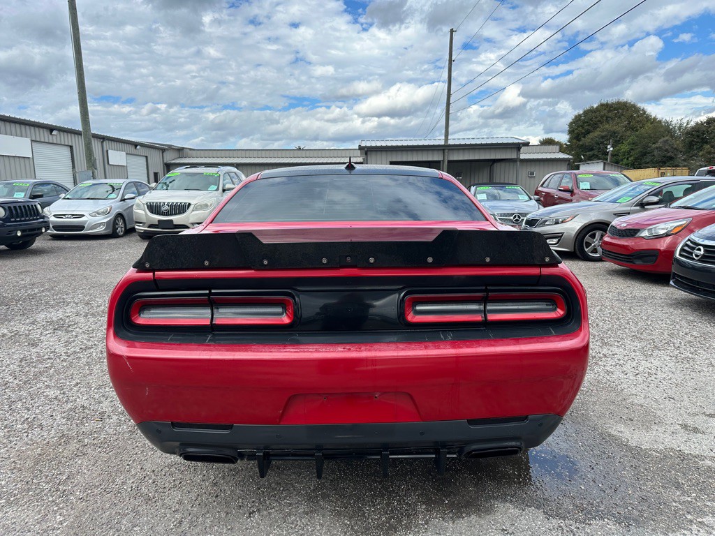 2015 Dodge Challenger Image 5