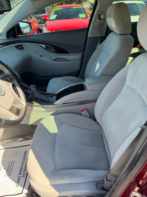 2010 Buick Lacrosse Image 7